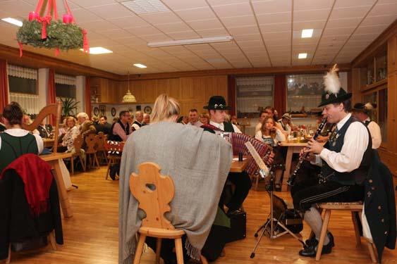 TV-Weihnachtsfeier2014 (02)